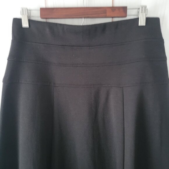 Dressbarn Midi Skirt, Solid Black, Flowy, Sz L, Business Casual, Like New, EUC - Picture 2 of 8